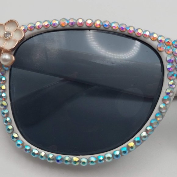 Bling Rhinestone Sunglasses - Picture 2 of 7
